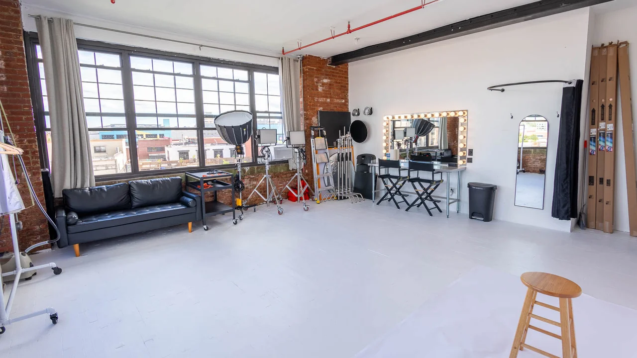 Studio G photo studio rental in Brooklyn — photo 3