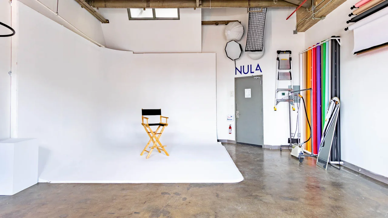 Studio-H-Nula-Studios-Photo-Studio-Rental-Cover-Mobile