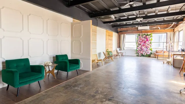 Studio C photo studio rental in Brooklyn — photo 1